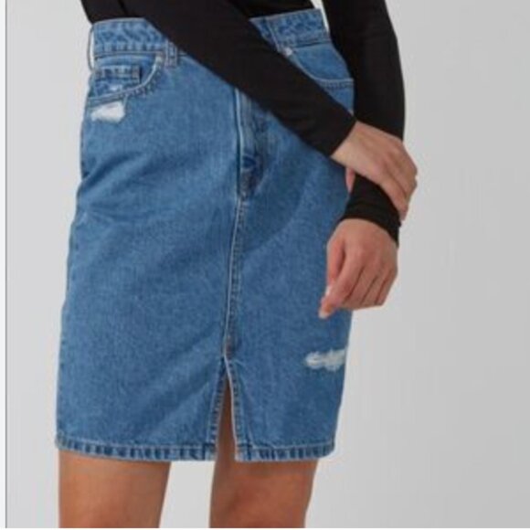 NWT FRANK & OAK DISTRESSED DENIM MINI SKIRT - 29 - Picture 1 of 9